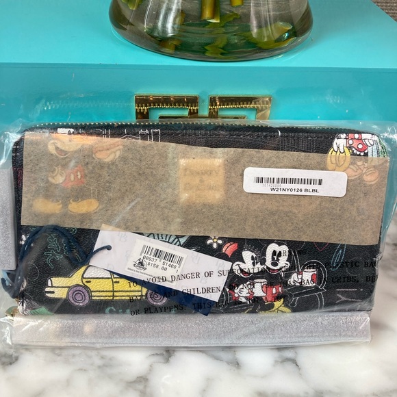 Dooney & Bourke Bags Nwt Factory Sealed Dooney Bourke Disney Mickey